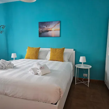 Il Faro Apartment *